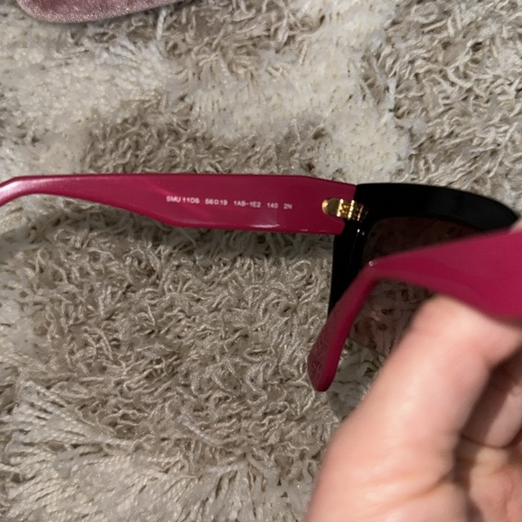 Miu Miu Sunglasses - Picture 5 of 7